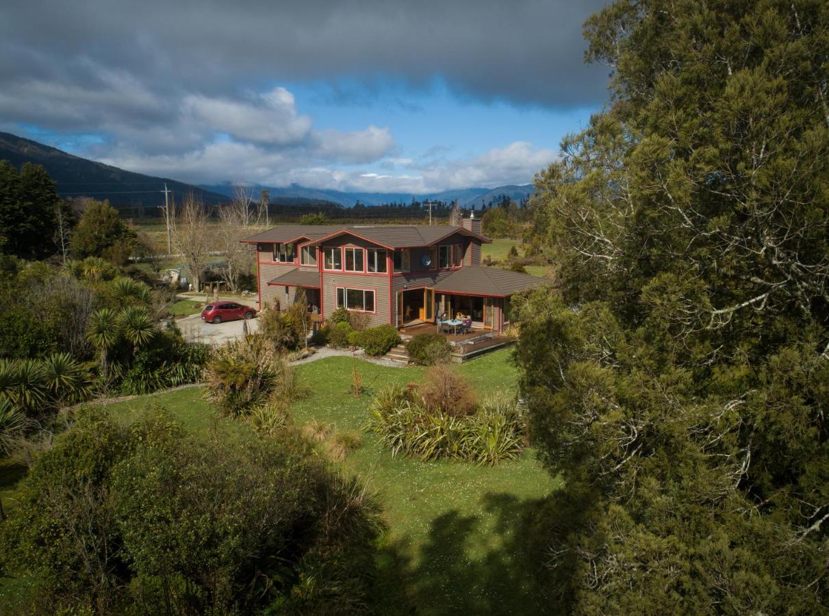 Paramata Lodge Kakapotahi エクステリア 写真